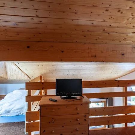 Apartment Cosy A Avec Mezzanine Et Cuisine Equipee - Fr-1-355-100 *